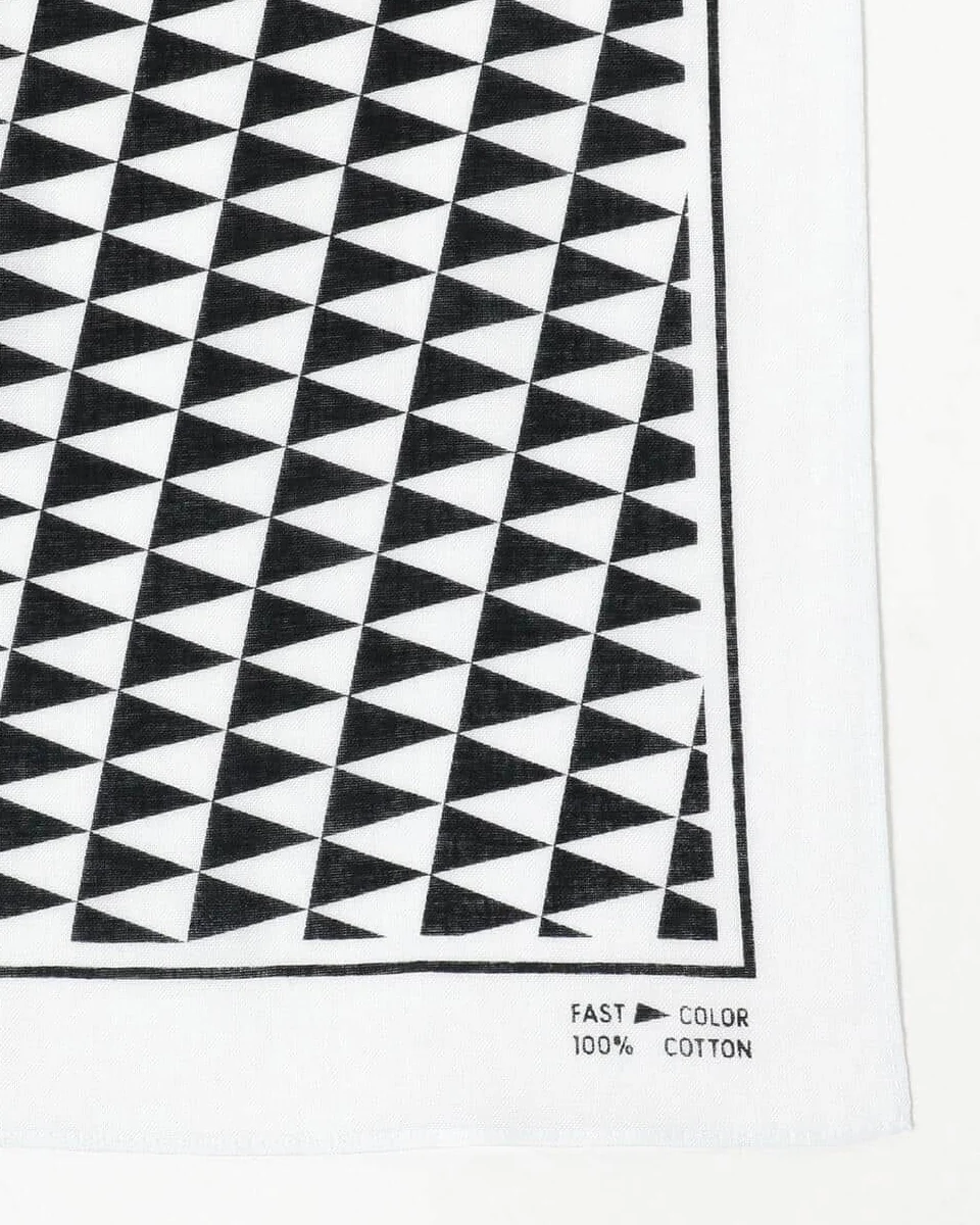 Pennant Check Bandana - Image 7